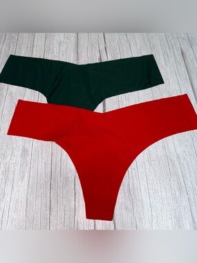 Invisible Rib Thong
Commando